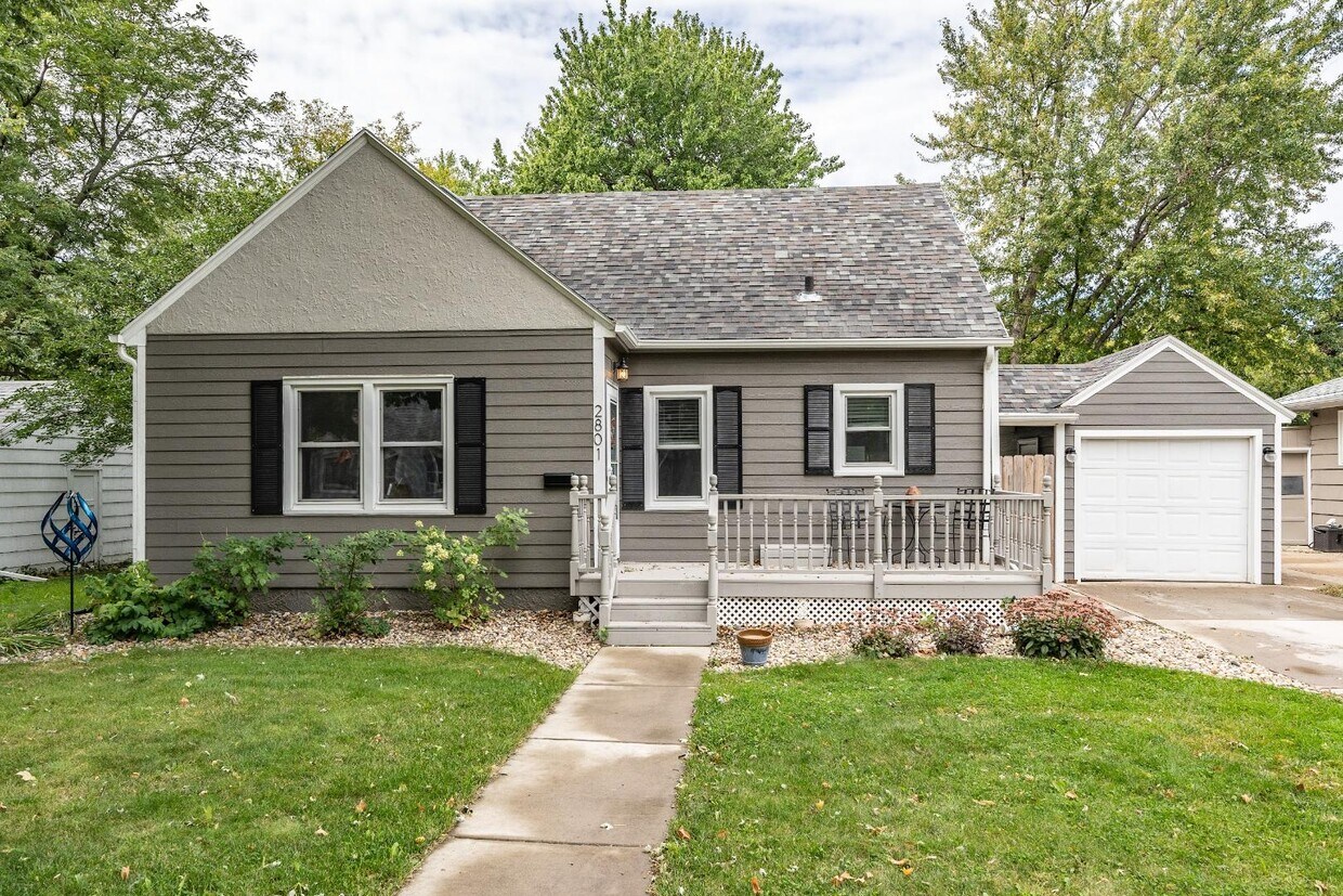 Foto principal - 2801 S Duluth Ave