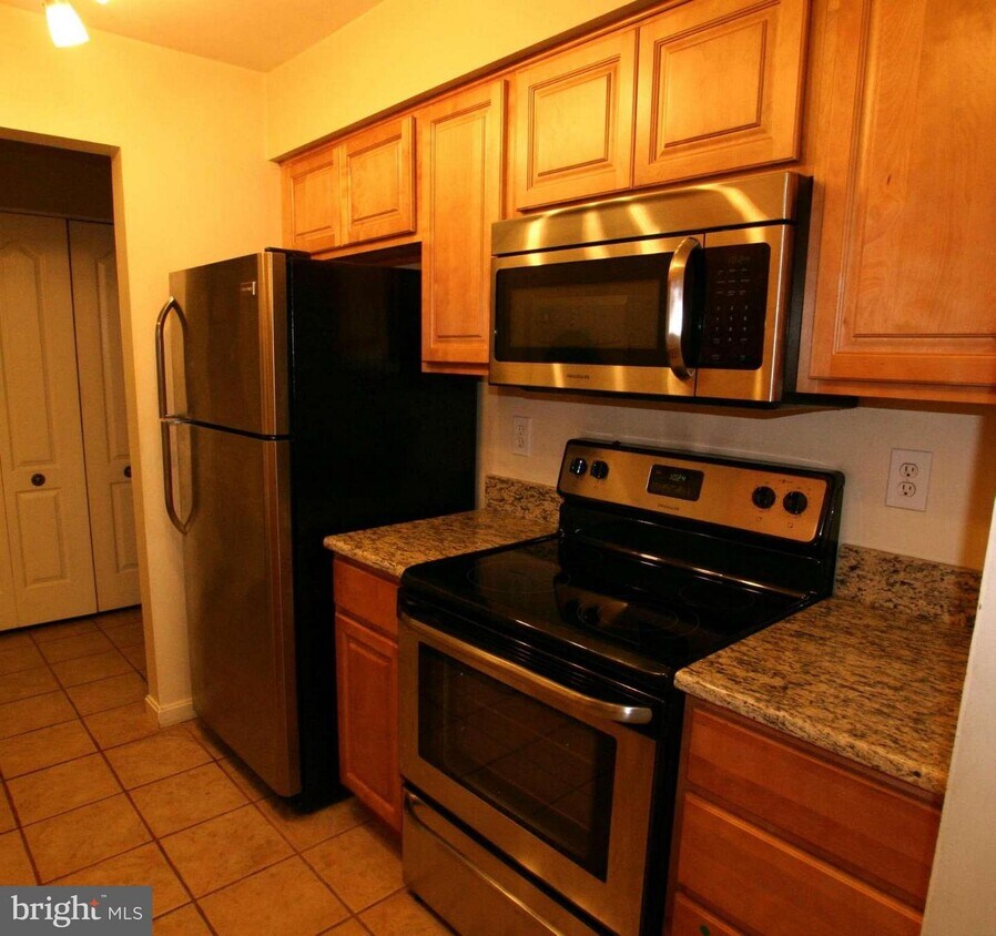 Foto principal - 8583 Falls Run Rd