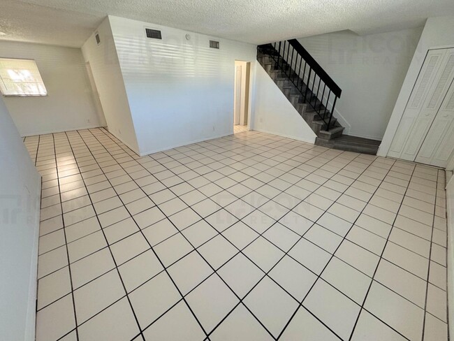 Photo - 2309 SE 2nd St Townhome