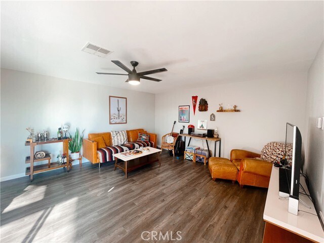 Foto del edificio - 3729 New York St