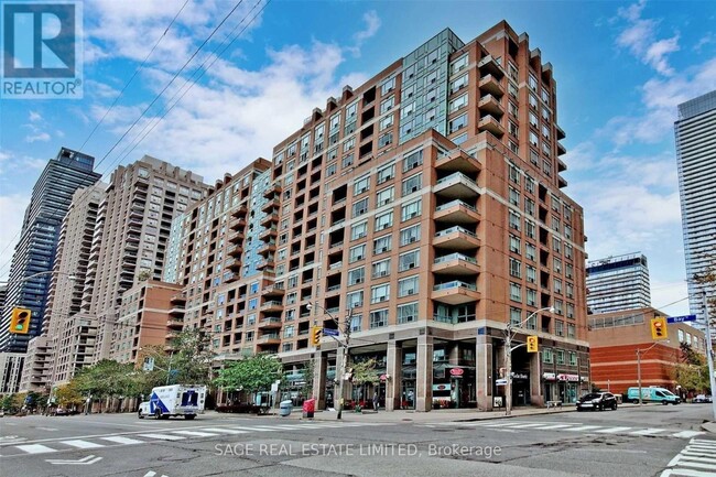 Building Photo - 887-1887 Bay St.