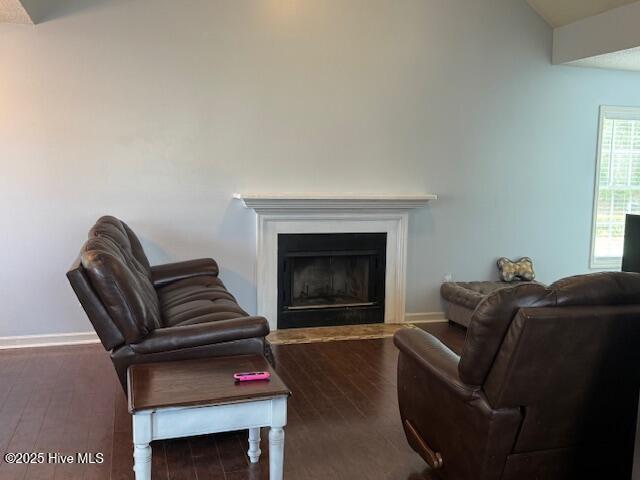 Building Photo - 224 Hemlock Dr