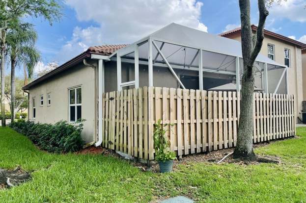 Foto del edificio - 16144 Emerald Cove Rd