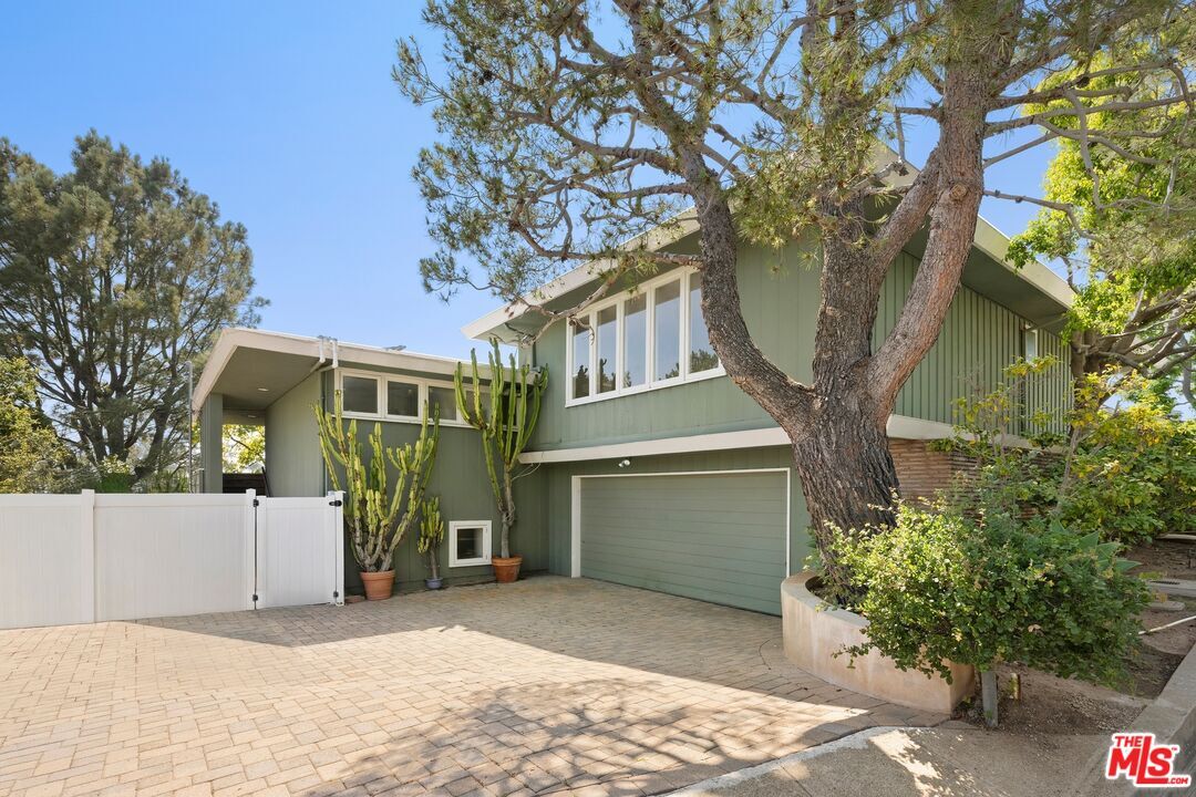 Foto principal - 605 Hanley Way