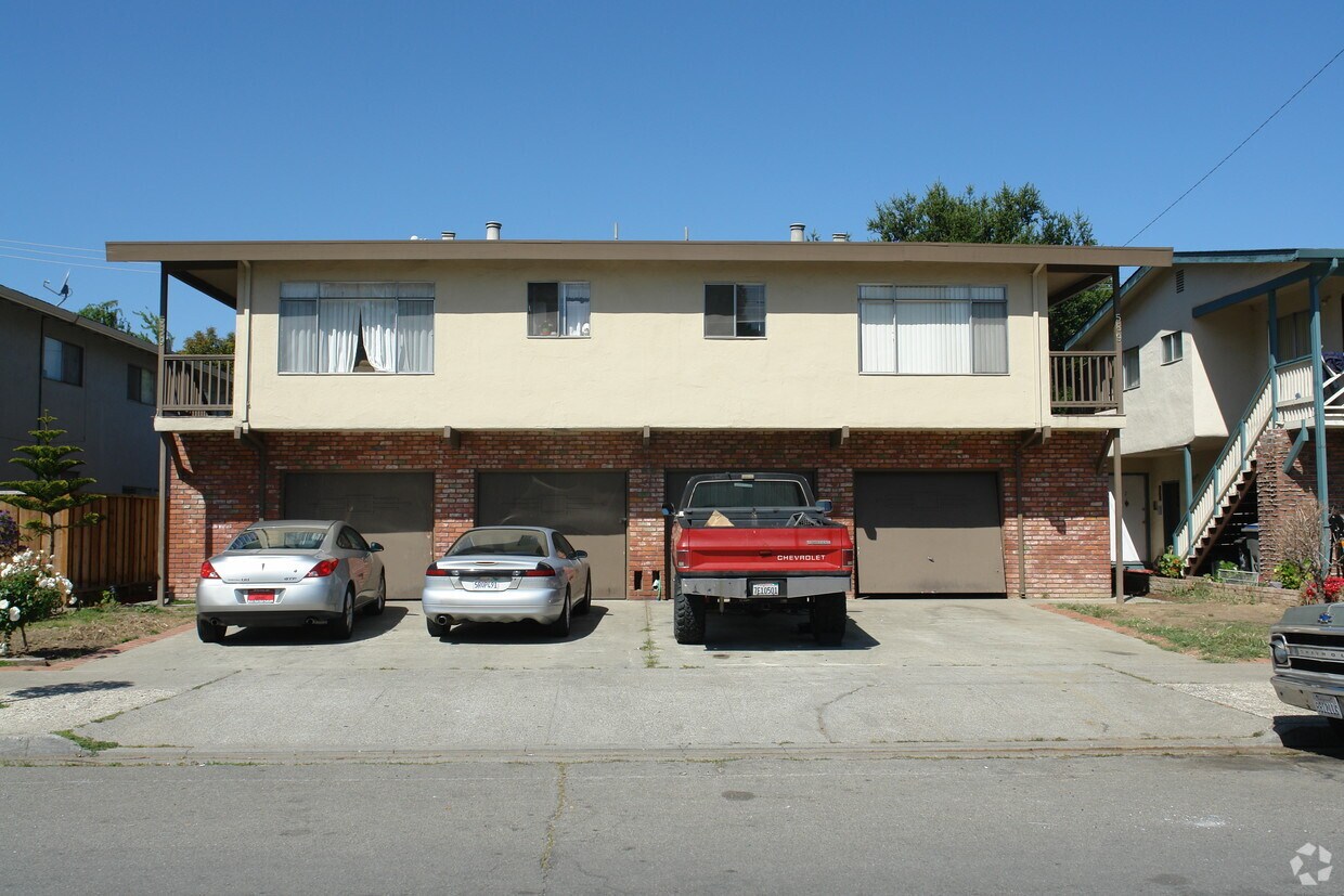Building Photo - 589 Hazel Dell Way