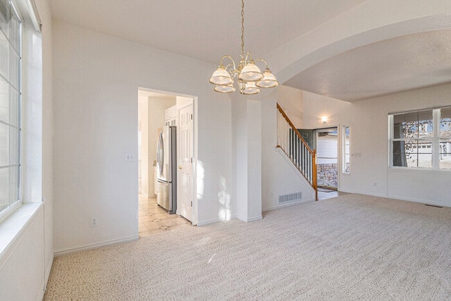 Building Photo - 113 Overland Ct