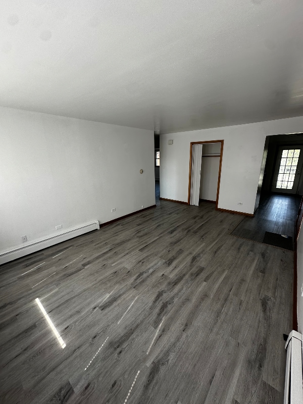 Building Photo - 4433 Prairie Ave