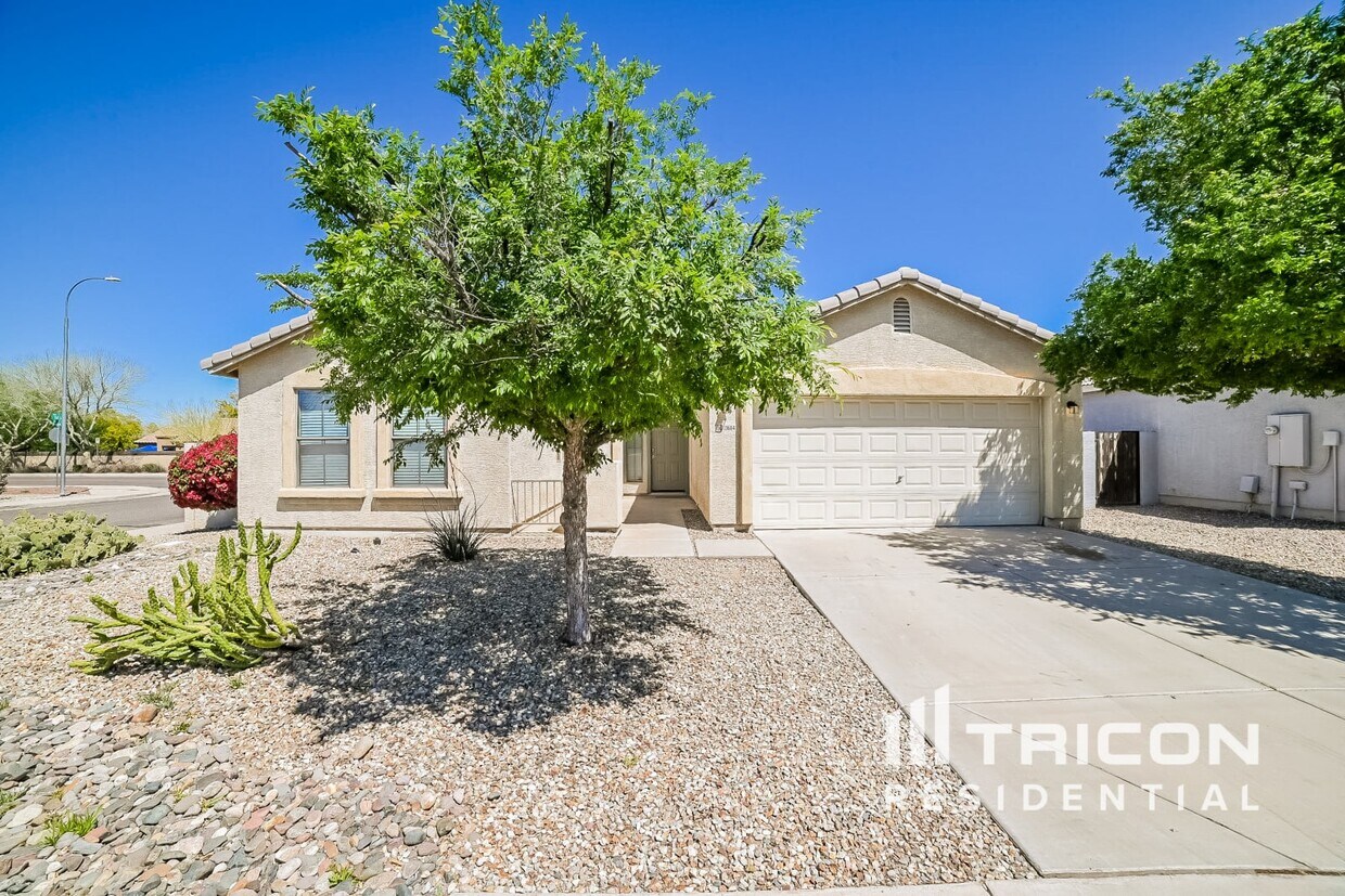 11614 W Hopi Street Avondale AZ House Rental in Avondale, AZ