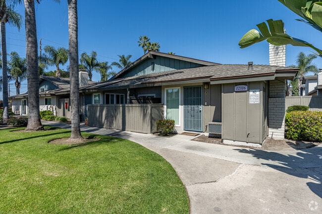 Building Photo - Arroyo Vista Apartments