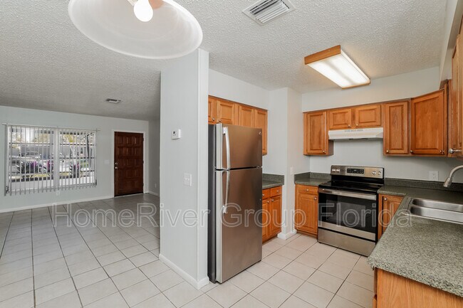 Building Photo - 2909 Venice Way