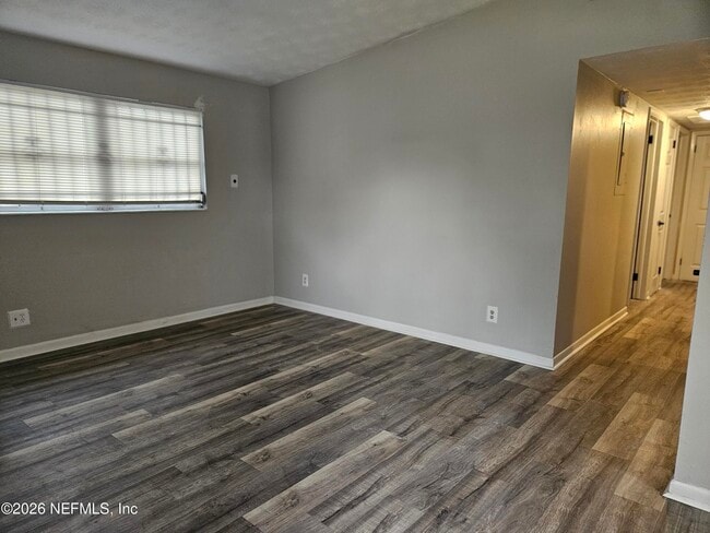 Foto del edificio - 2169 W 14th St