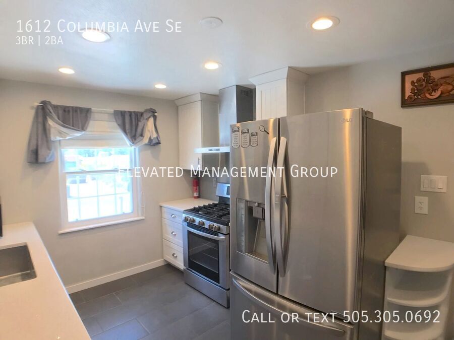 Primary Photo - 1612 Columbia Dr NE