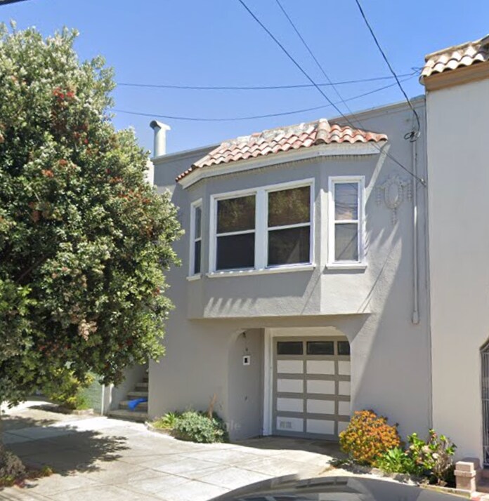 Primary Photo - 774 43rd Ave