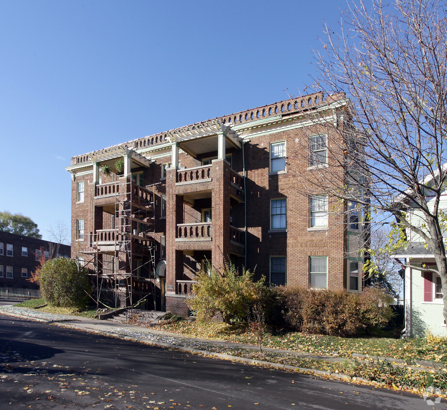 Primary Photo - 1902 N Talbott St