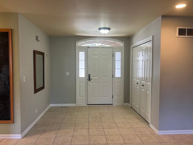 Building Photo - 2297 Roaring Creek Dr