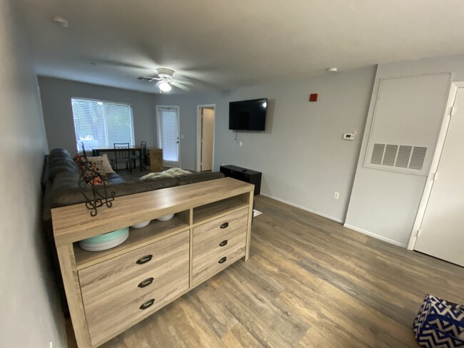 Foto del edificio - 4000 SW 23rd St