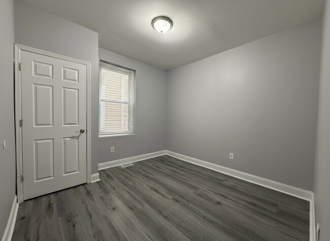 Foto del edificio - 4632 Old York Rd