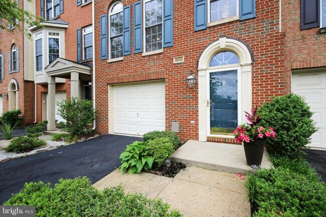 Foto del edificio - 5302 Rosemallow Cir