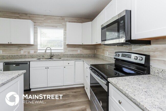 Foto del edificio - 8097 Settlers Creek Cir