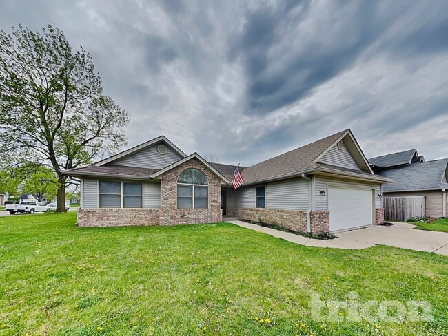 Building Photo - 2289 Broadmoor Ln