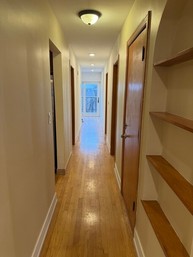 Foto del edificio - 4144 N Parkside Ave