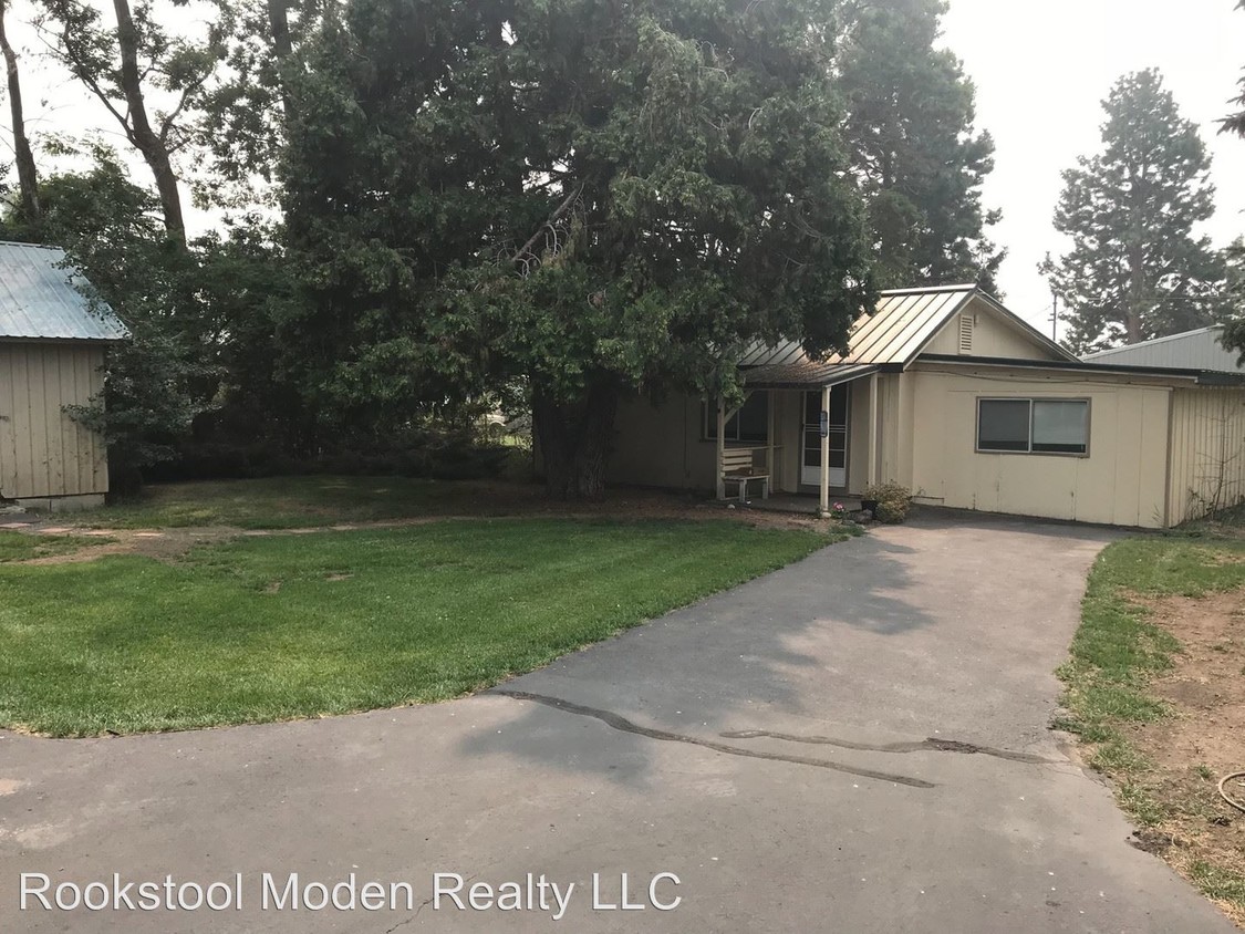 Primary Photo - 3 br, 1 bath House - 36334 Modoc Point Rd
