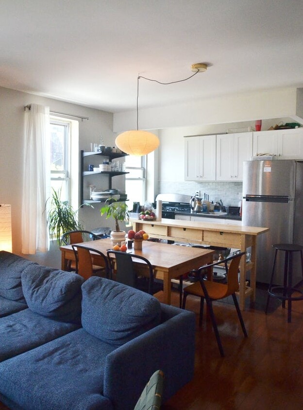 Living area - 246 Tompkins Ave