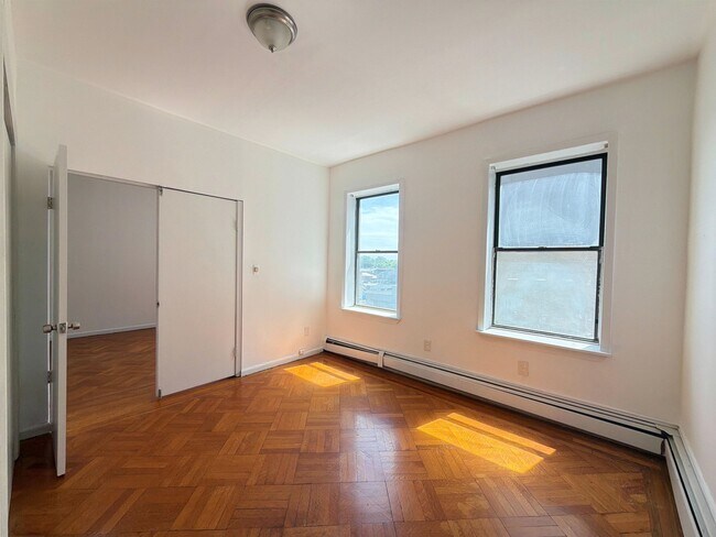 Foto del edificio - 145 Harrison Ave