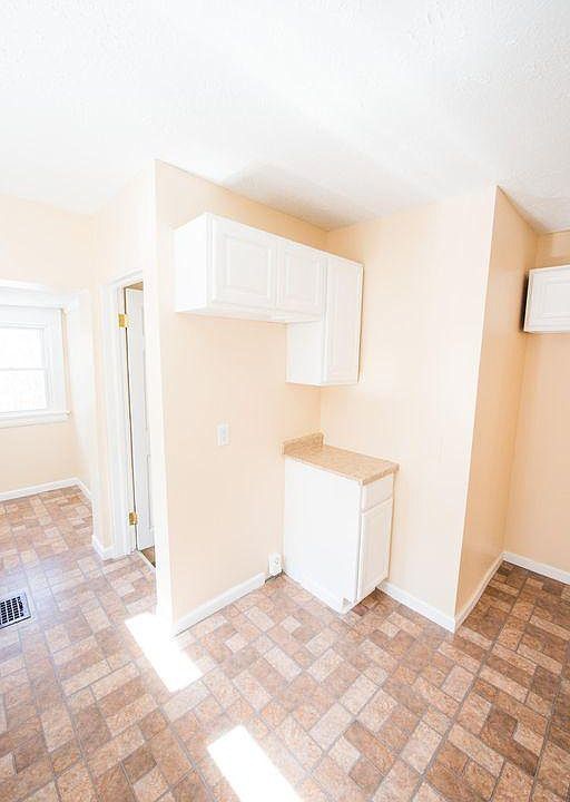 Foto del edificio - 250 Sobul Ave