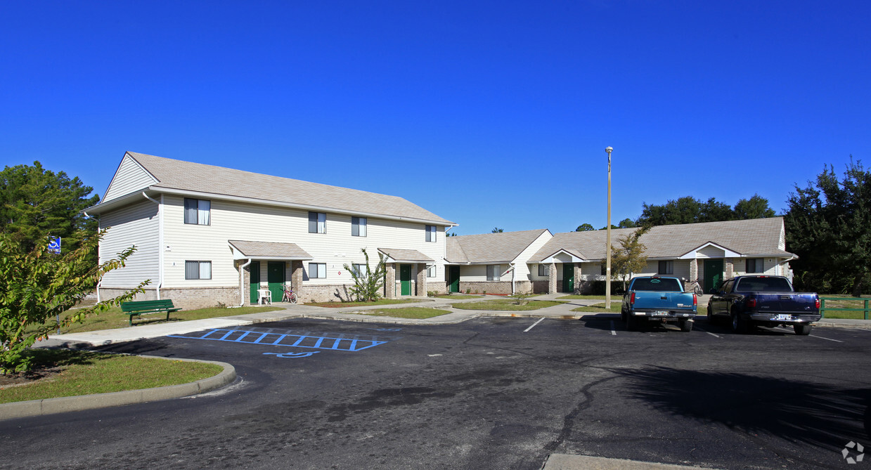 Primary Photo - Carrabelle Cove
