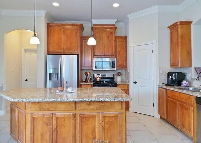 Building Photo - 4111 Cripple Creek Ct