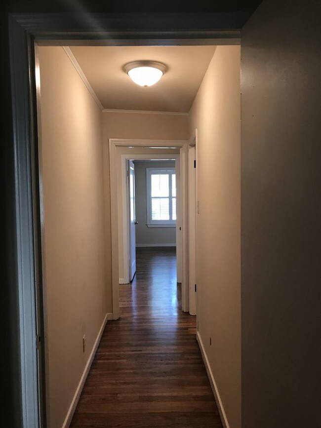 Building Photo - 271 Aviador Ave