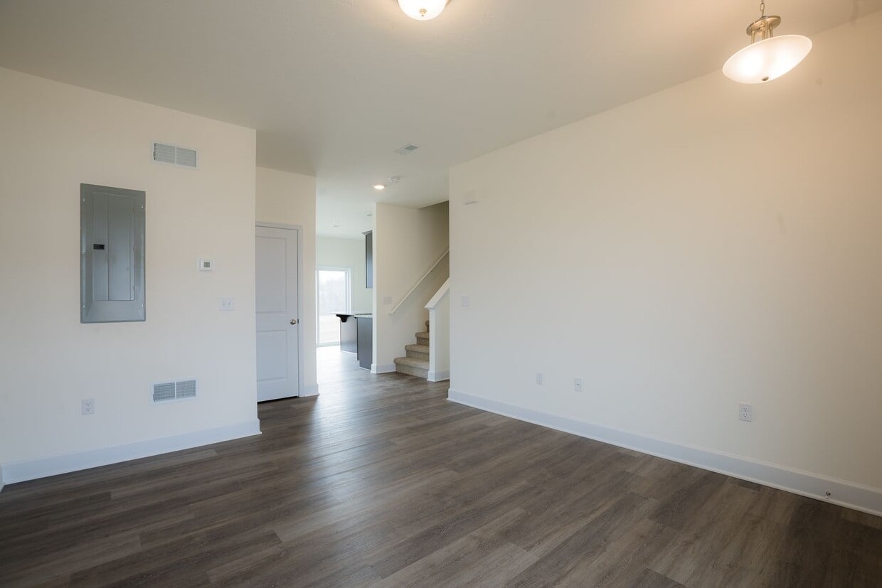 3740 Castle Dr, Dover, PA 17315 Townhome Rentals in Dover PA