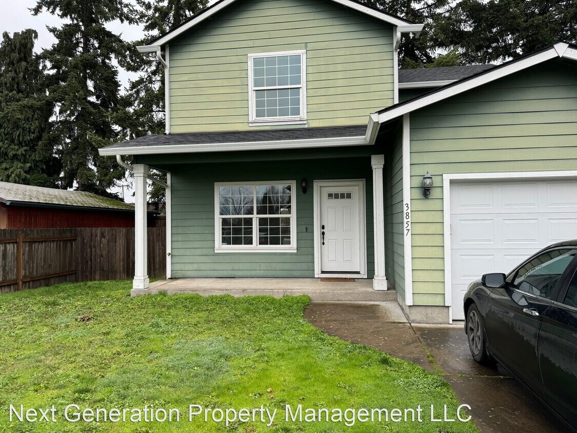 3 br, 2.5 bath House 3857 'E' St. House Rental in Springfield, OR