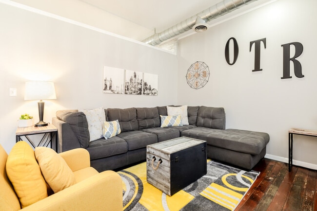 Building Photo - 111 E 13th St