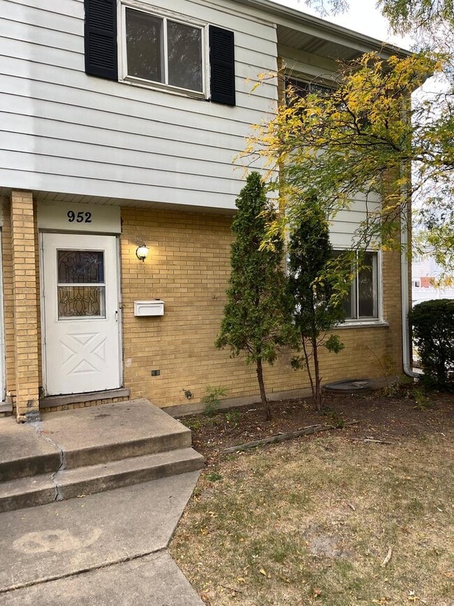 Foto del edificio - 952 Virginia Ln