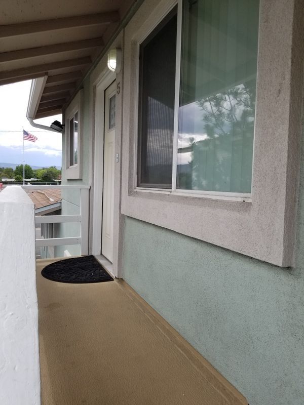 Foto del edificio - 1025 Oak St