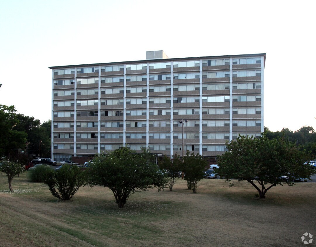 Parkview Towers Apartments Little Rock, AR
