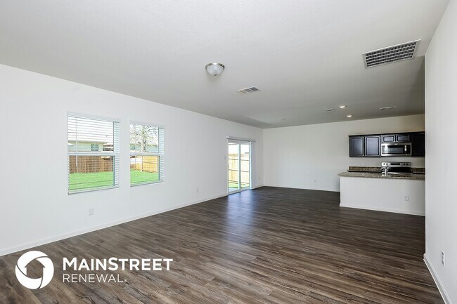 Building Photo - 505 Canoe Way