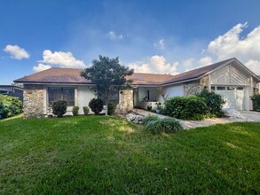 Building Photo - 9135 San Ambrosio Dr