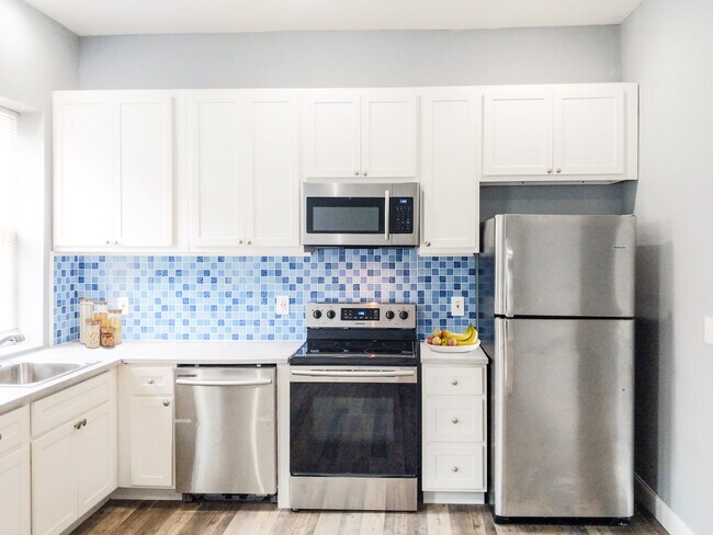 Building Photo - 24 N 16th St