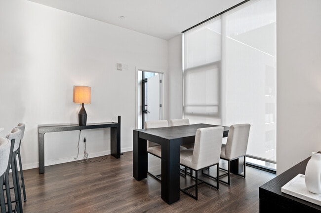 Photo - 2554 Smallman St Apartment