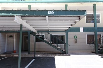 Building Photo - 3200 S Litzler Dr