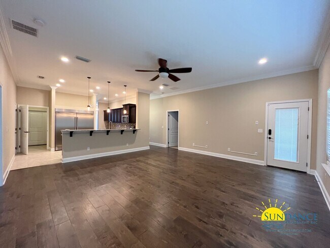 Foto del edificio - Gorgeous 4 Bedroom Home in FWB!