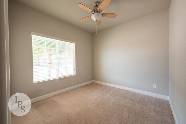 Foto del edificio - Clovis East Home, 3BR/2BA, Built 2019 in C...