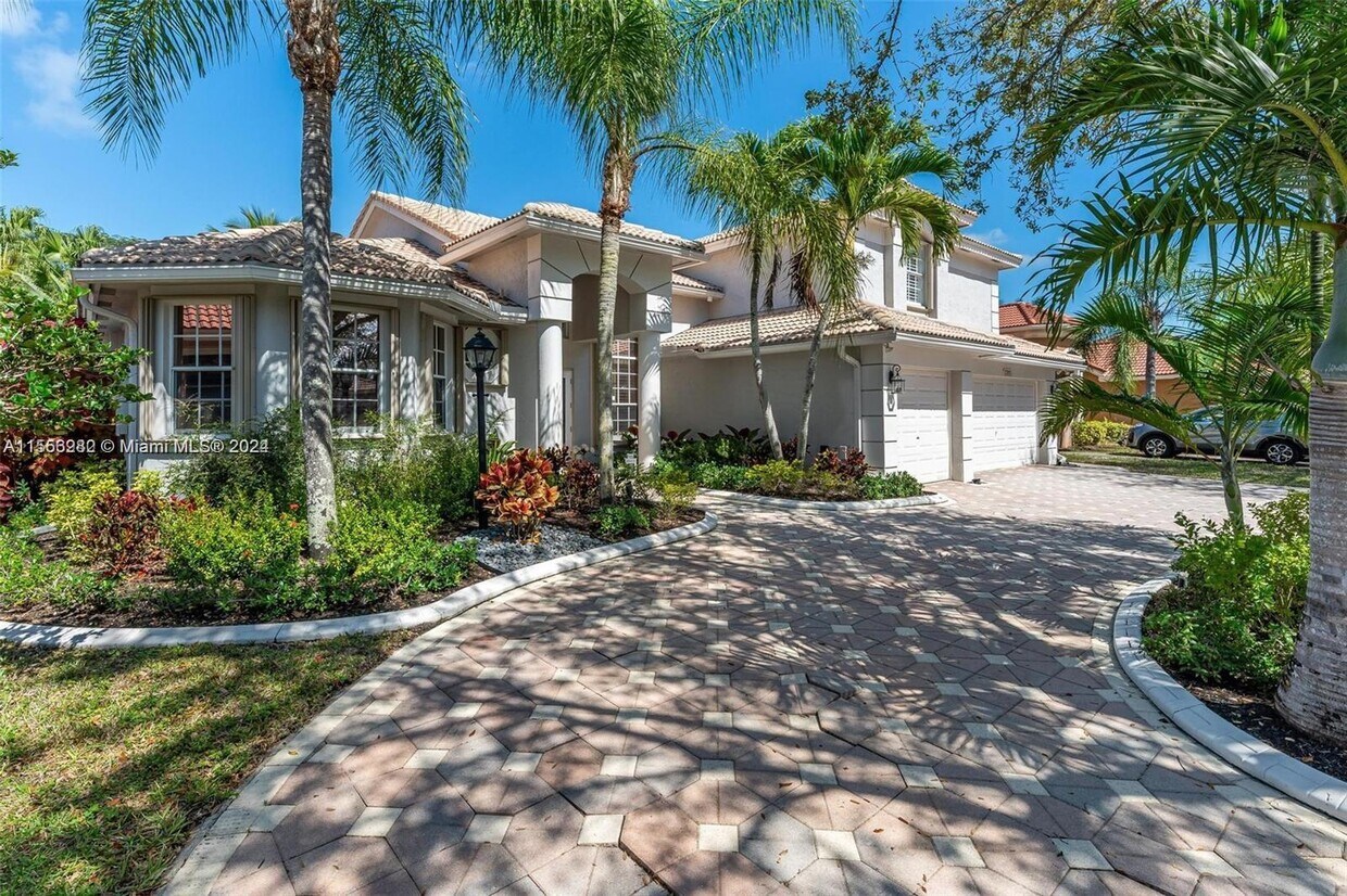 Primary Photo - 12955 NW 23rd St