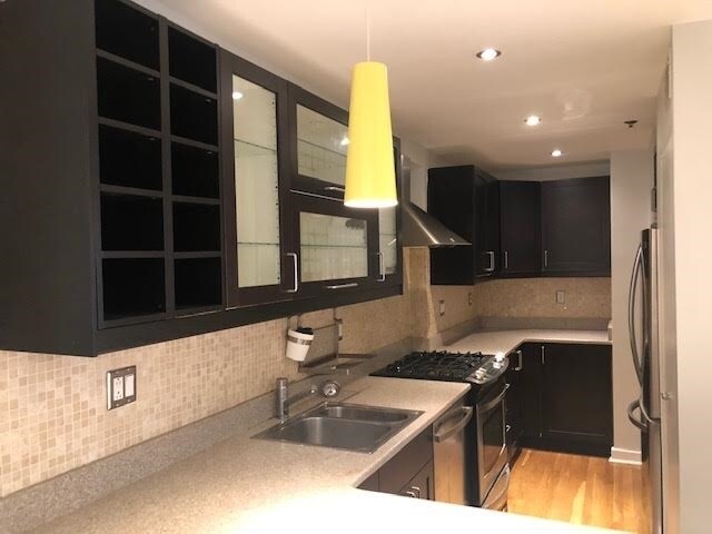 Foto del edificio - 1320 Bloomfield St