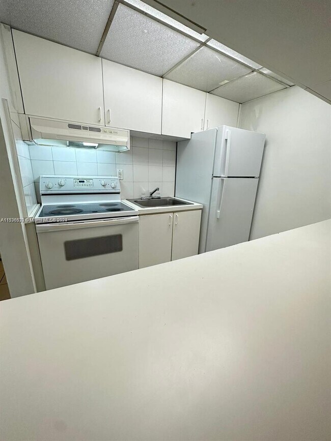 Foto del edificio - 291 NW 177th St