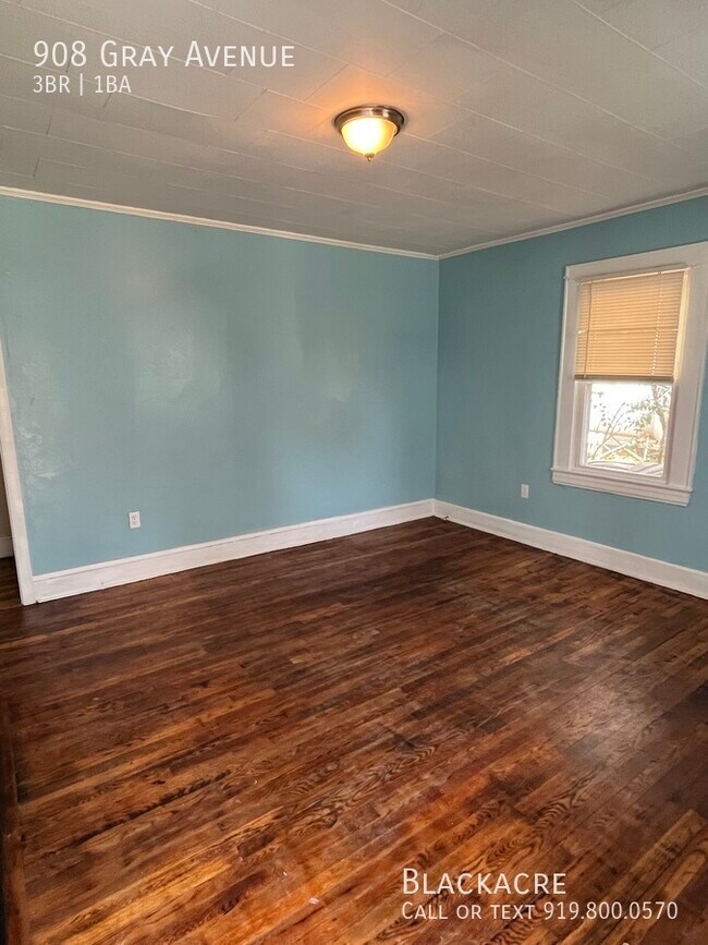 Foto del edificio - 3 BR single family home