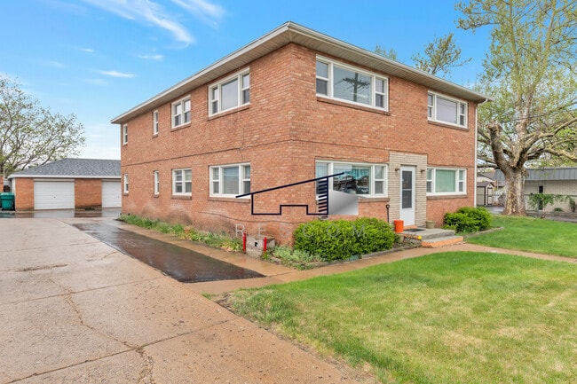 Building Photo - 338 E 200 S